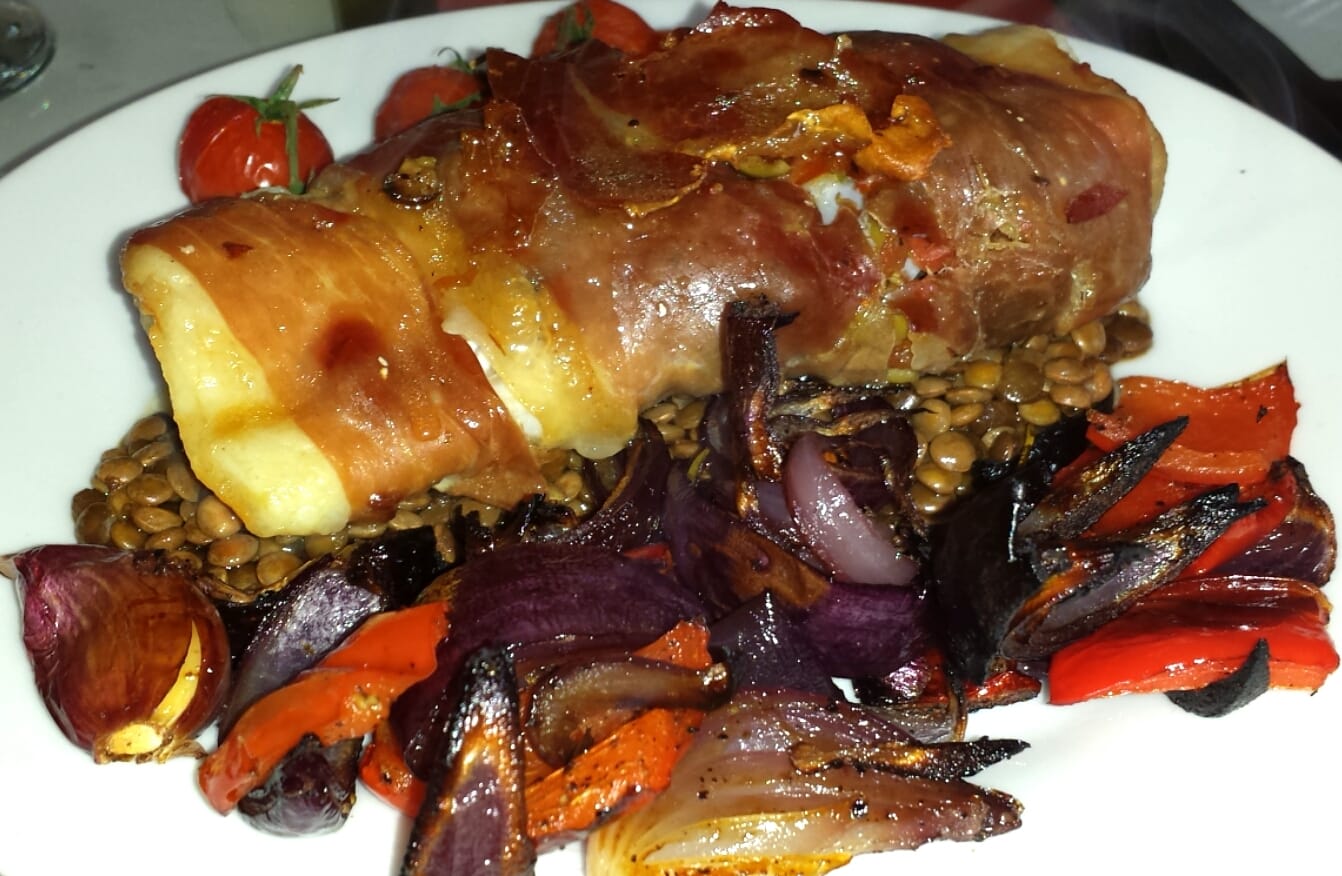 Slow Carb Cod Wrapped in Parma Ham on Lentils